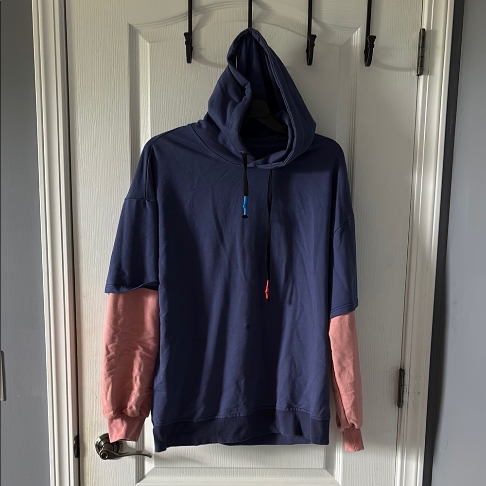 Amazon Men's Blue and Pink Hoodie